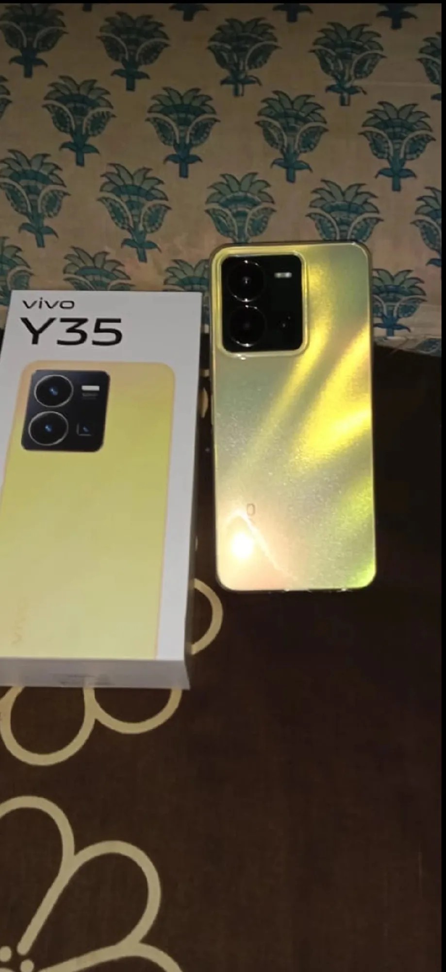vivo Y35