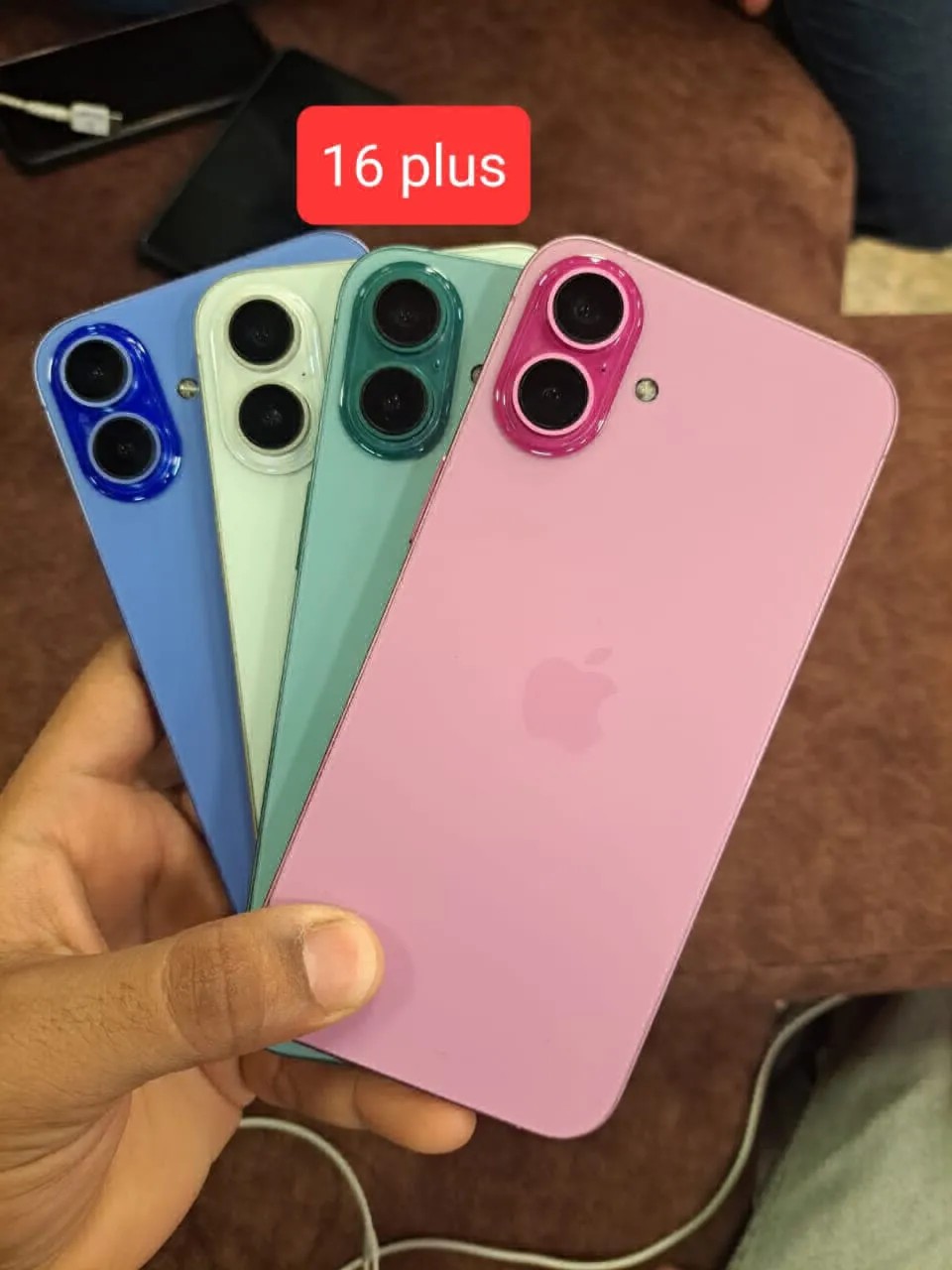 Apple iPhone 16
