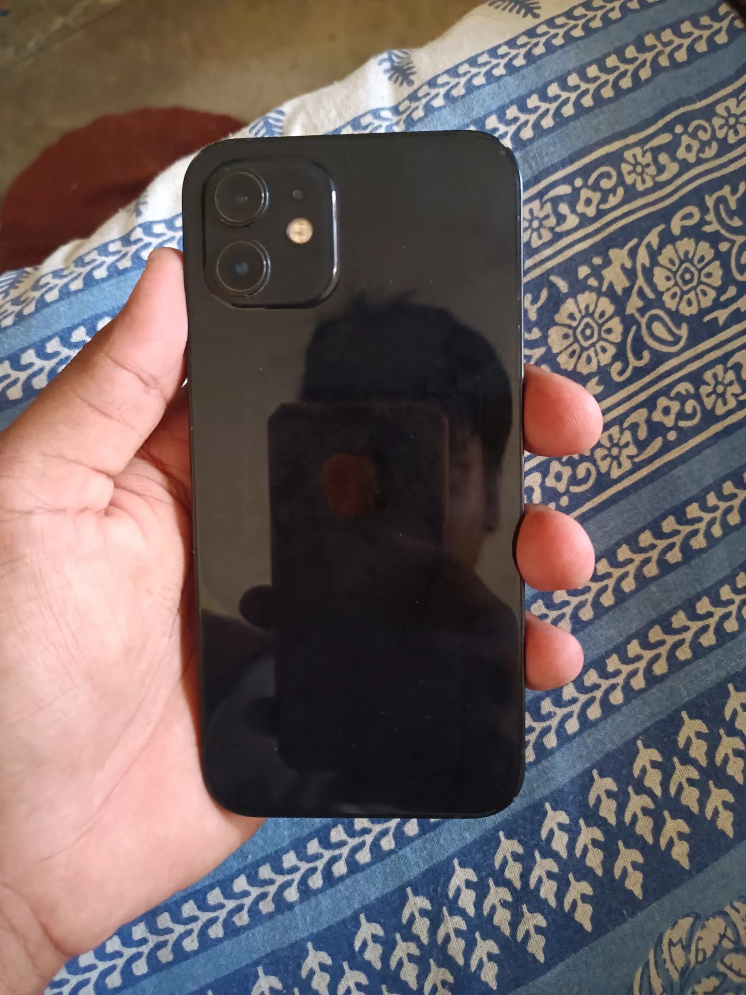 Apple iPhone 12