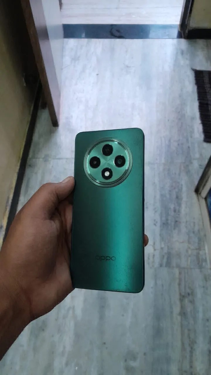Oppo Reno12 F