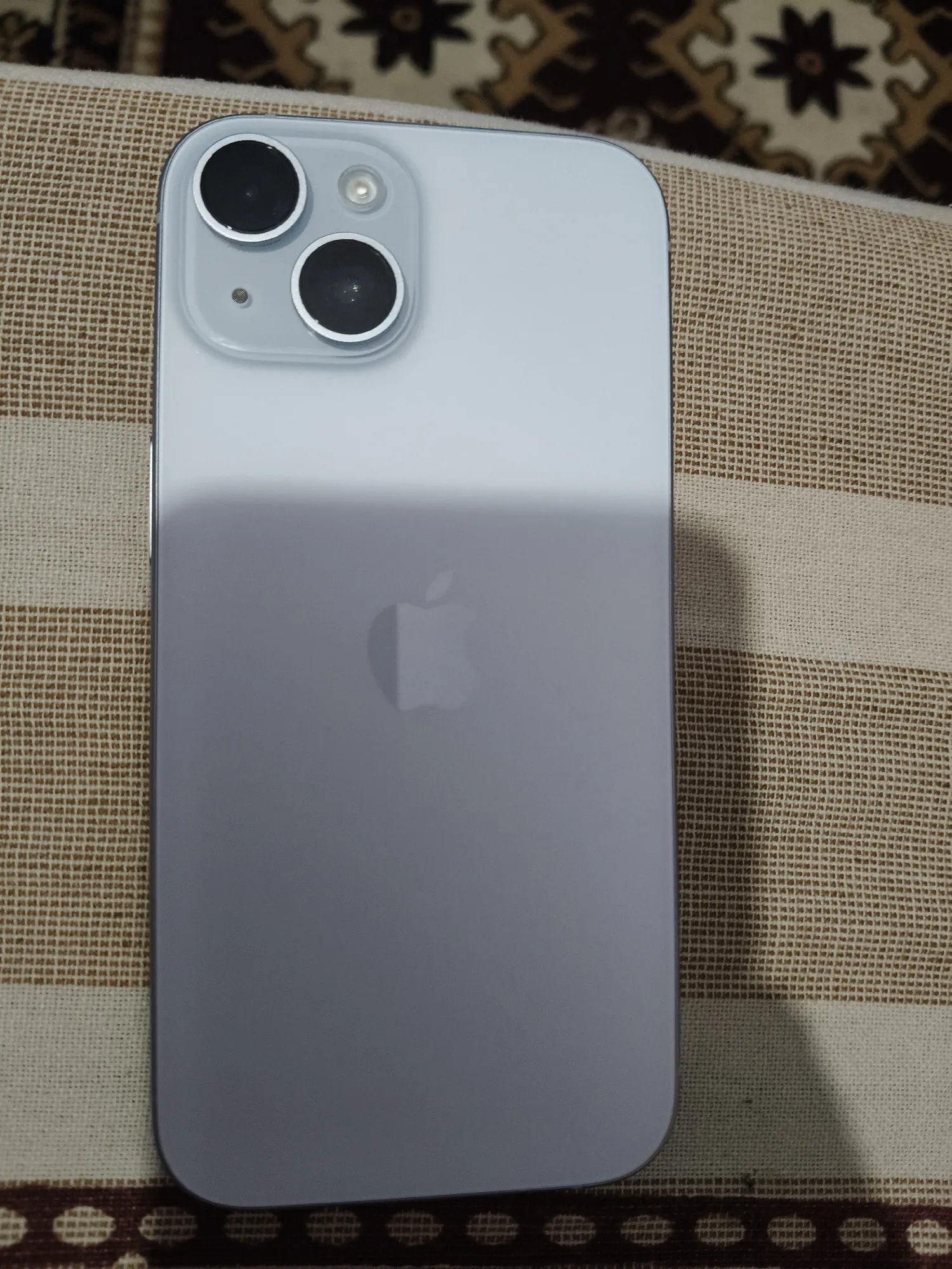 Apple iPhone 15