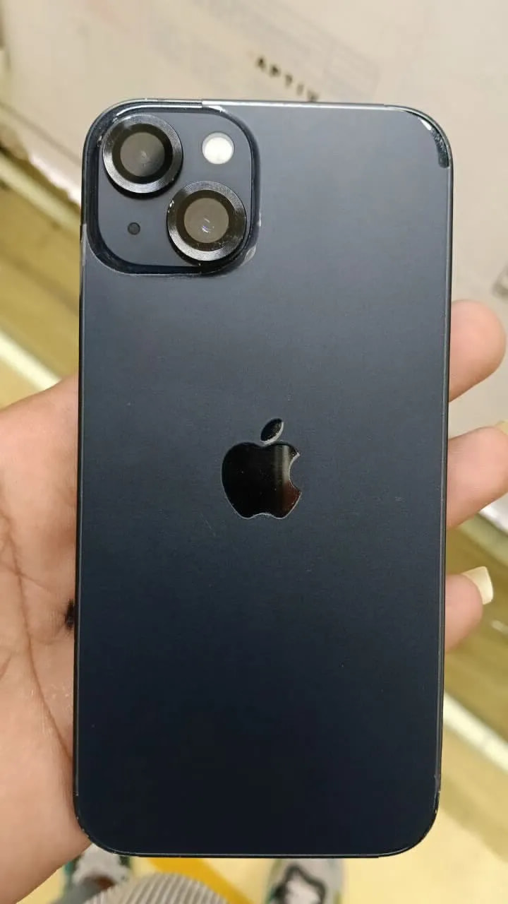 Apple iPhone 13