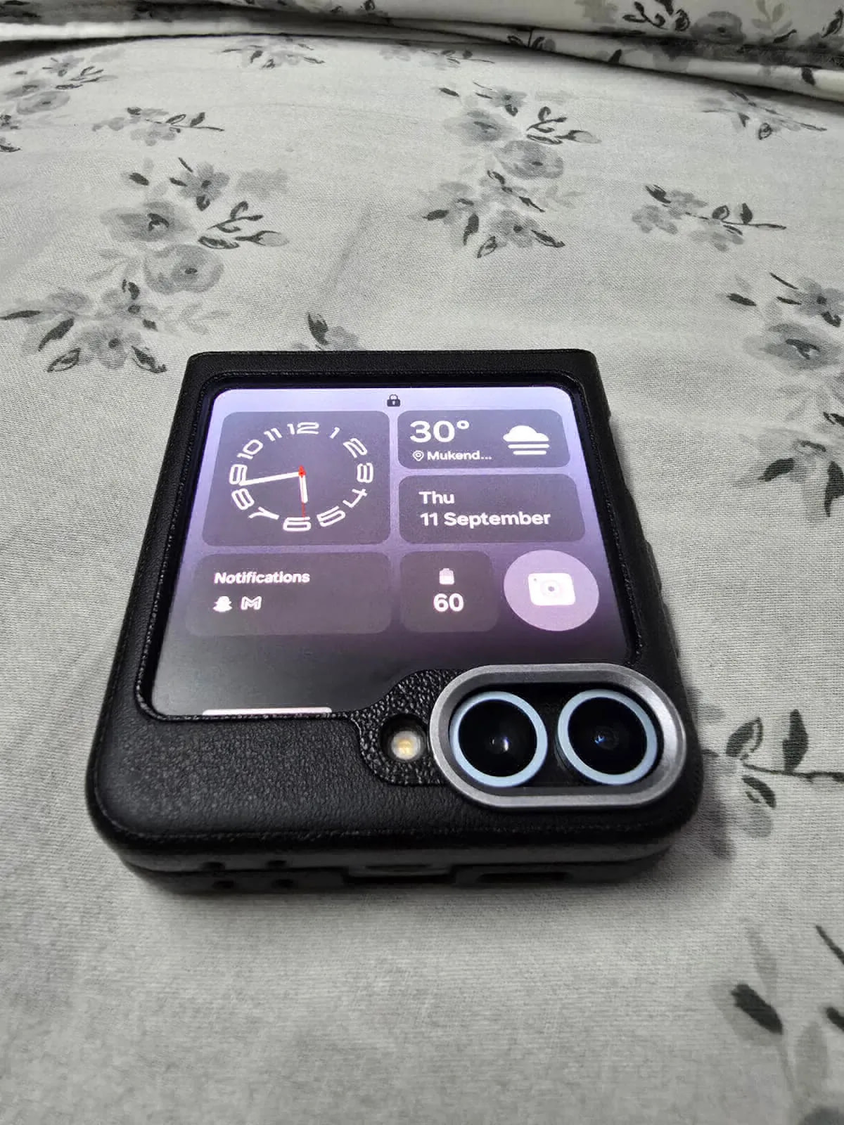 Samsung Galaxy Z Flip6
