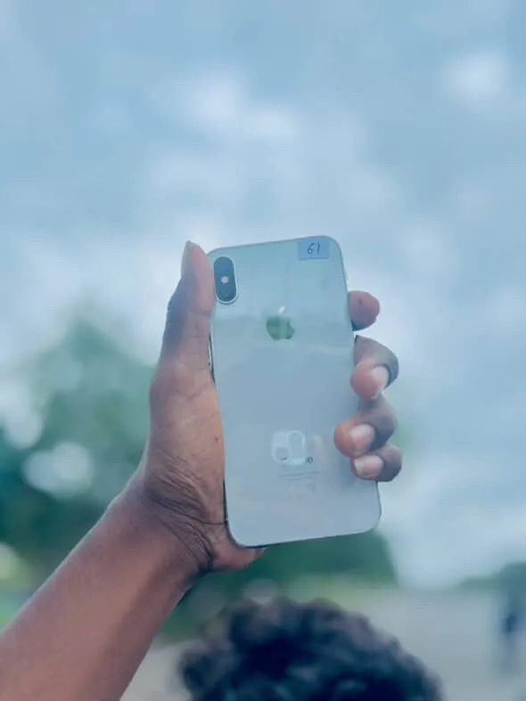 Apple iPhone X