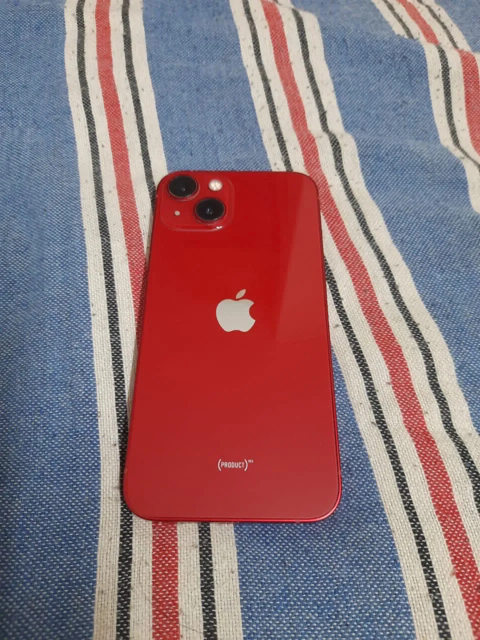 Apple iPhone 13