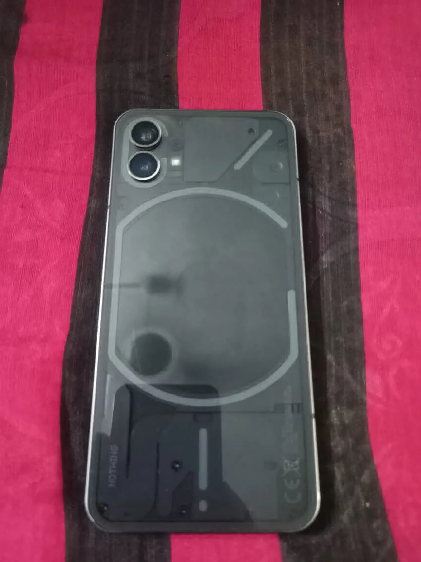 Nothing Phone (1)