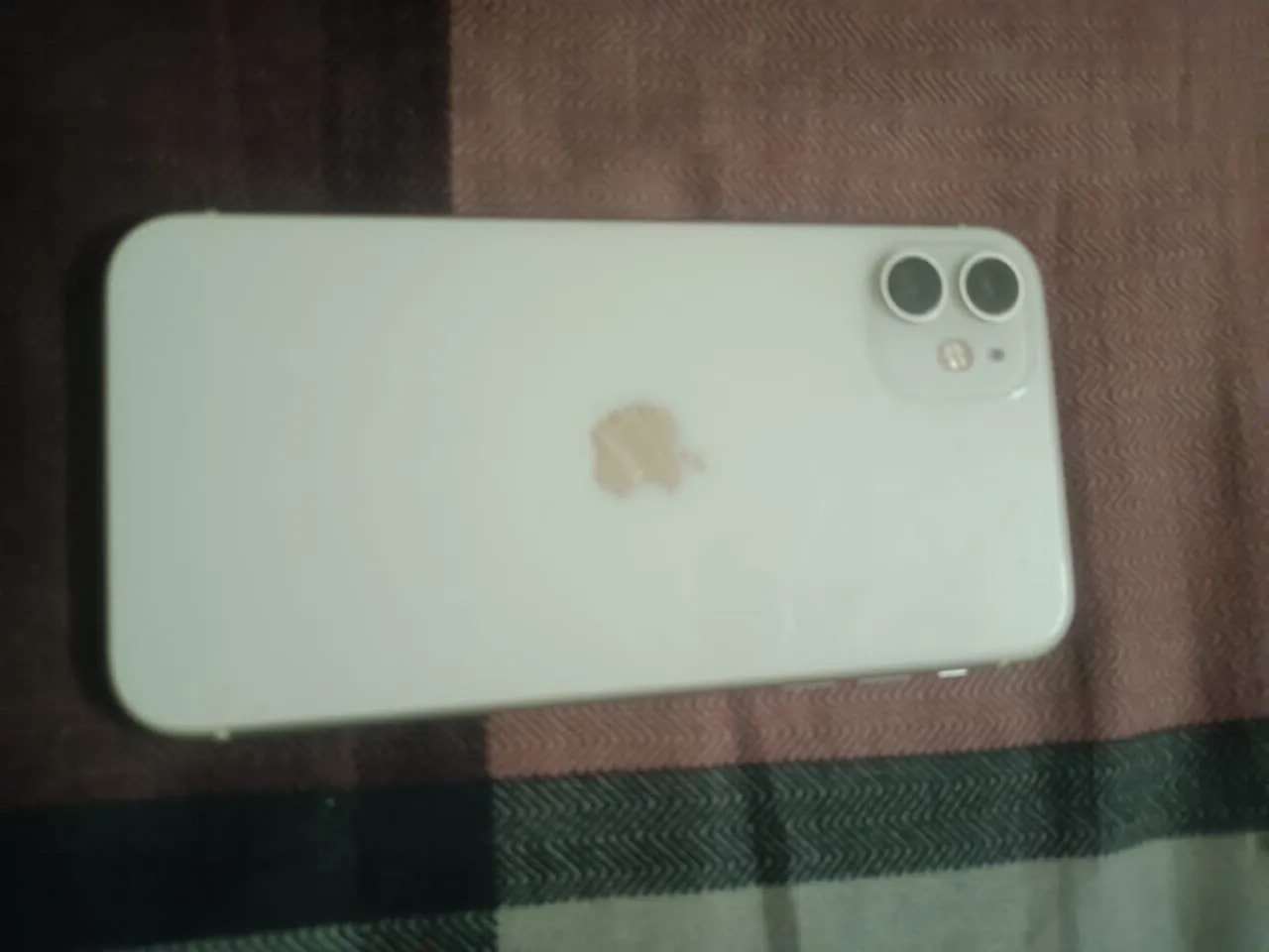 Apple iPhone 11