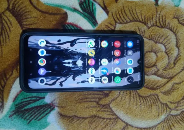Realme C15