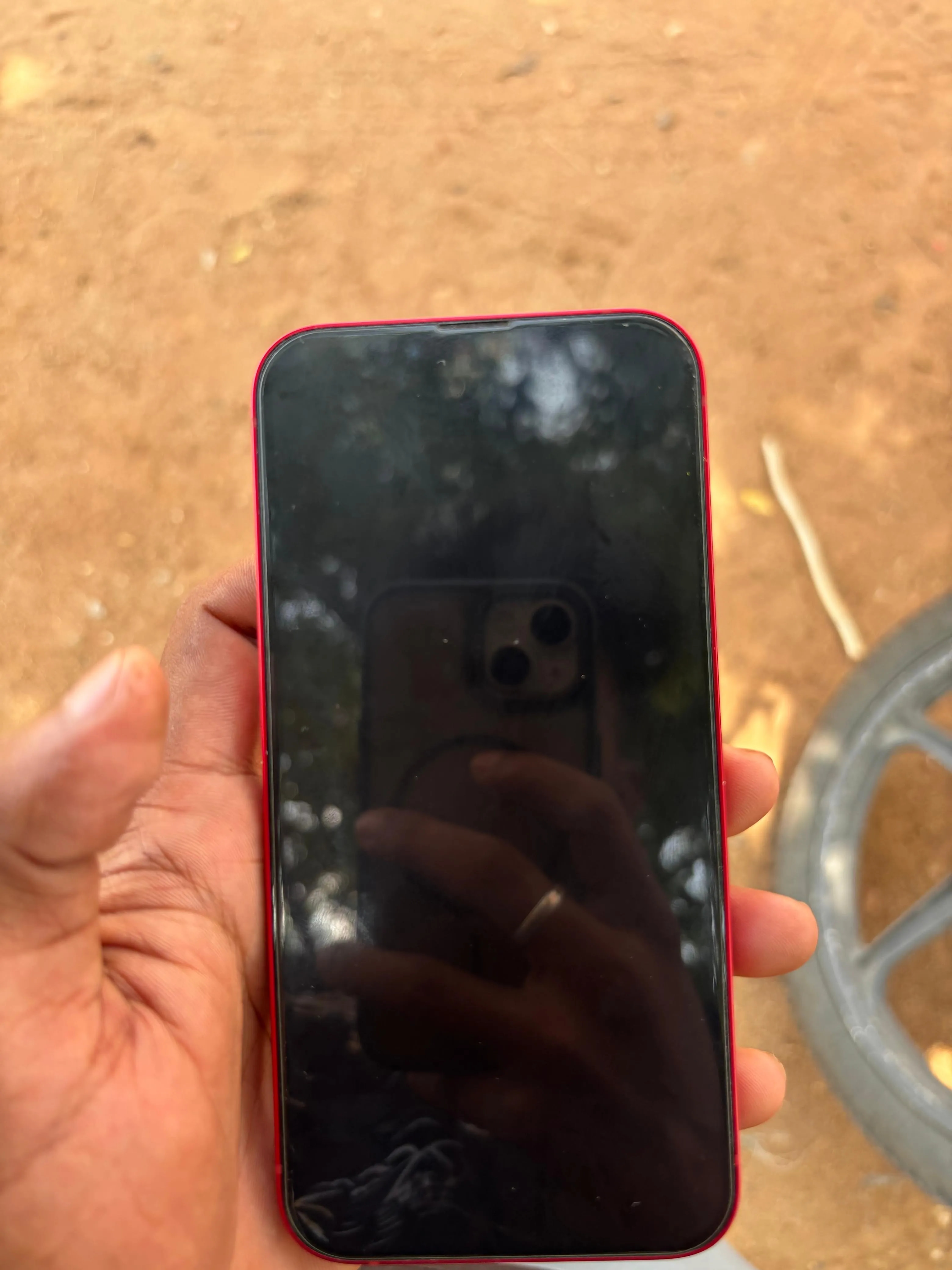 Apple iPhone 13