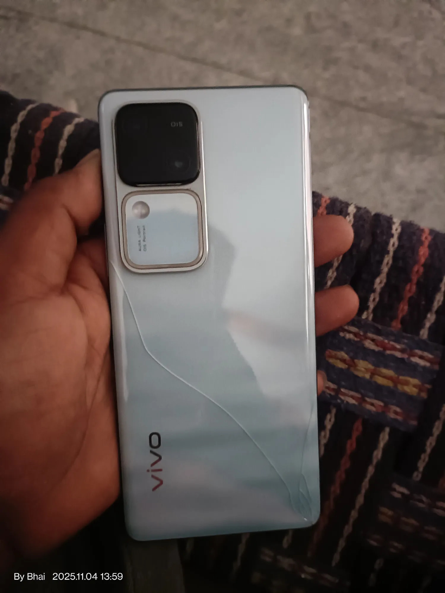 vivo V30