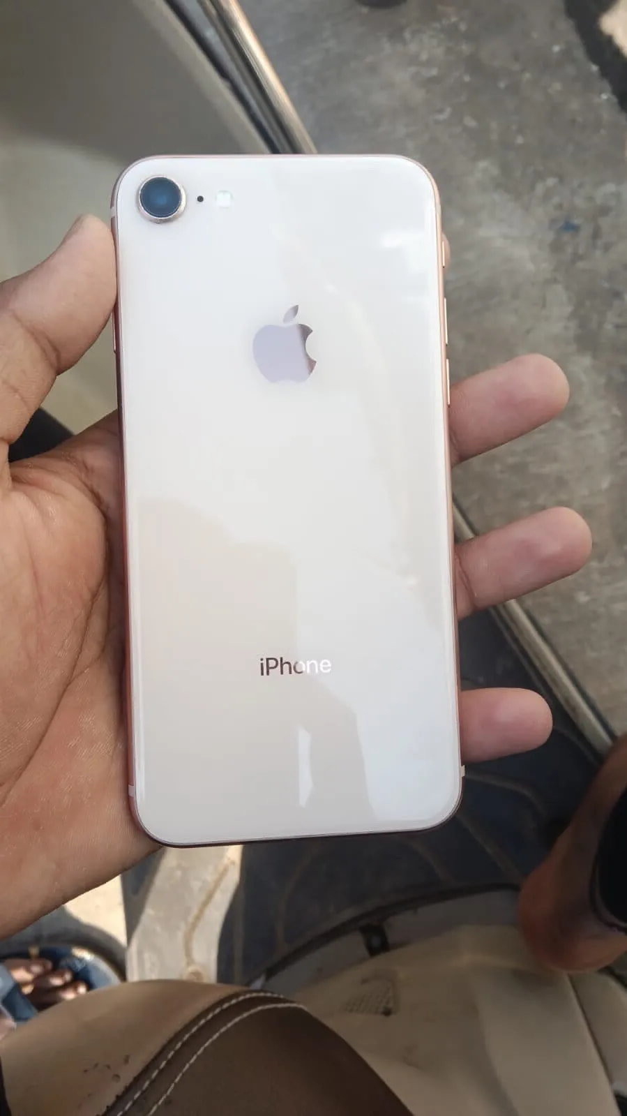 Apple iPhone 8
