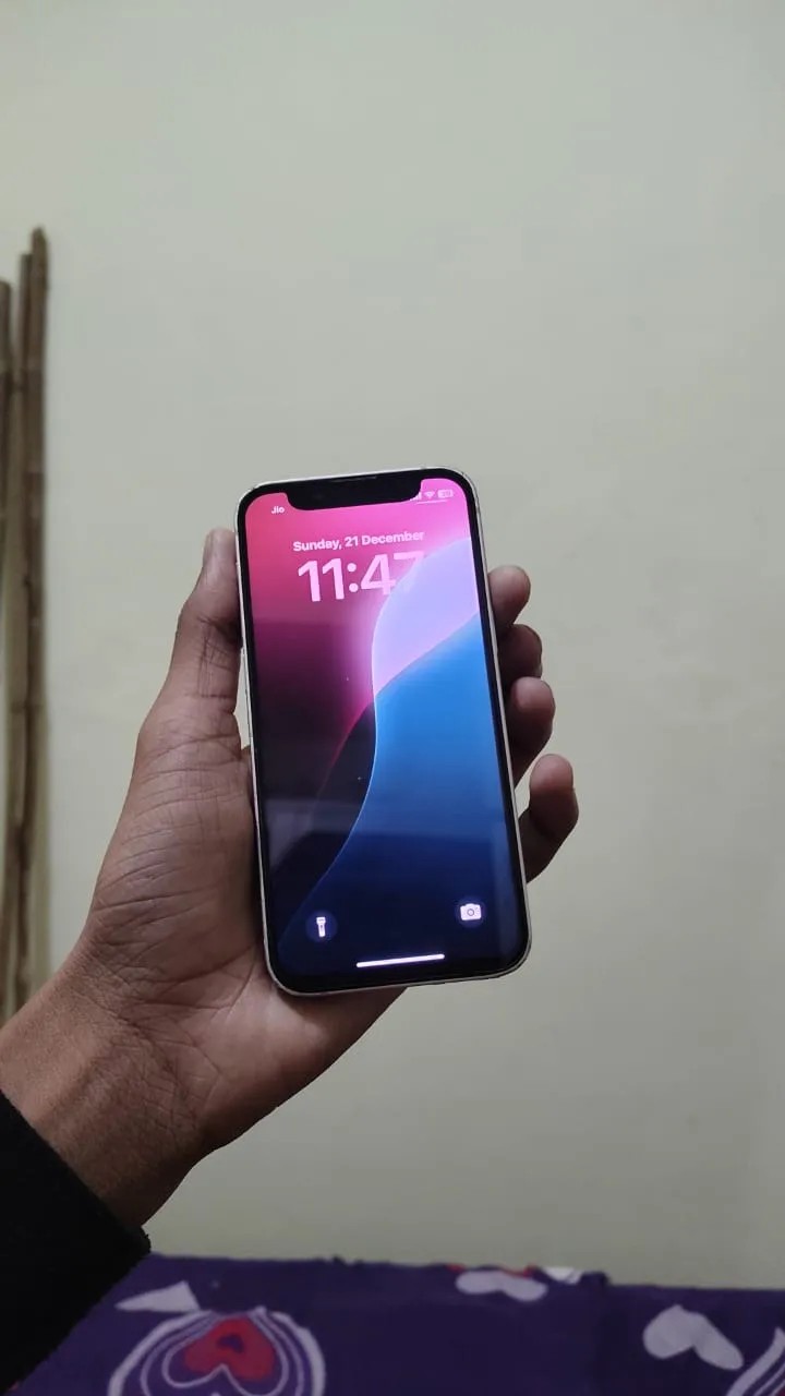 Apple iPhone 13 mini