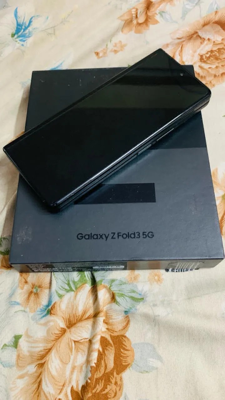 Samsung Galaxy Z Fold3 5G