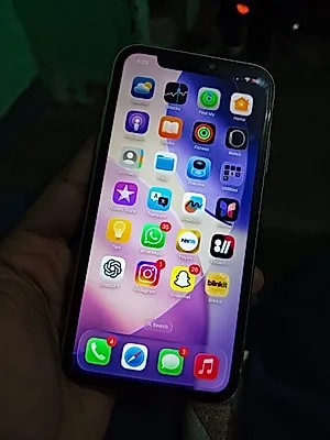 Apple iPhone 11