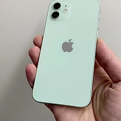 Apple iPhone 12
