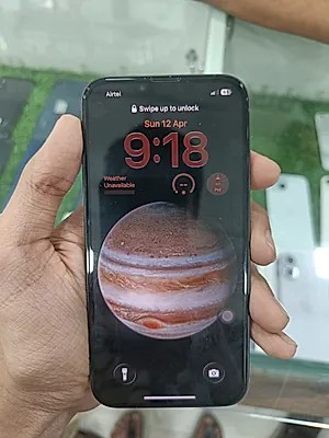 Apple iPhone 16e