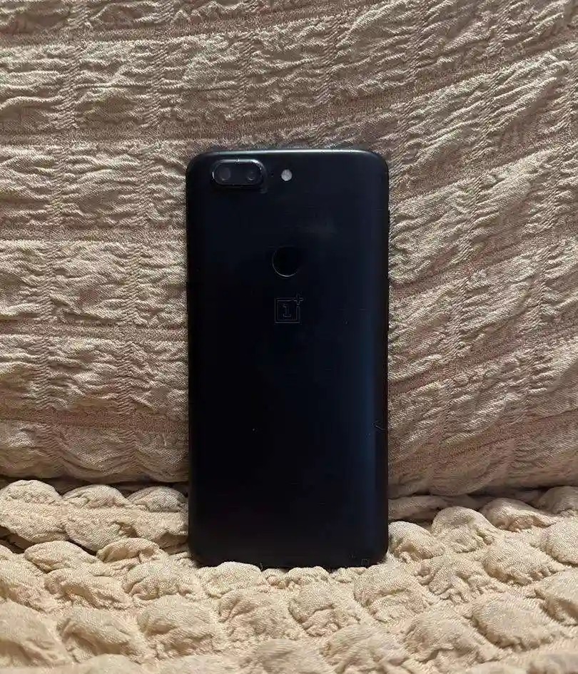 OnePlus 5T