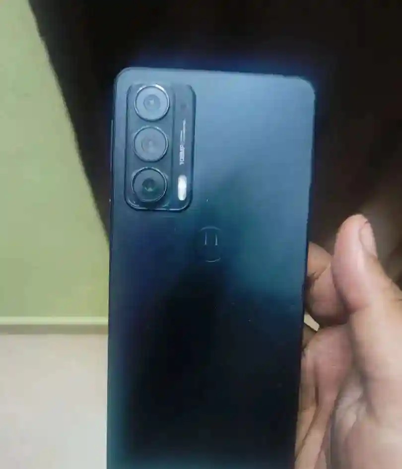 Motorola Edge 20