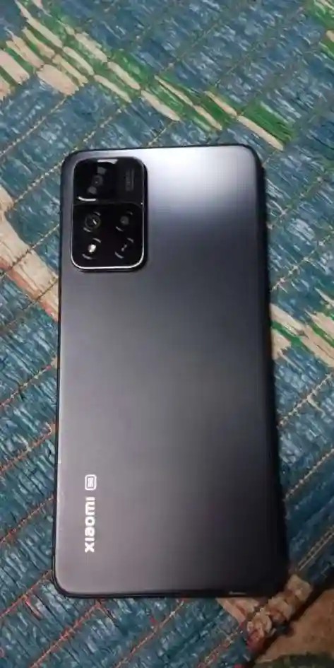 Xiaomi 11i HyperCharge 5G