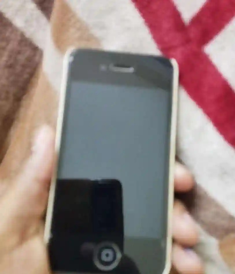 Apple iPhone 4s