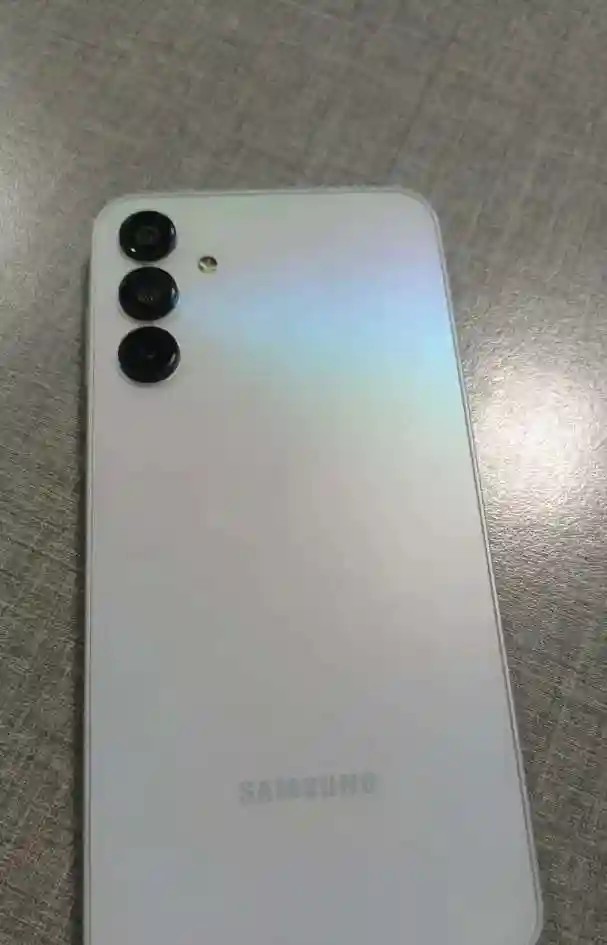 Realme C15