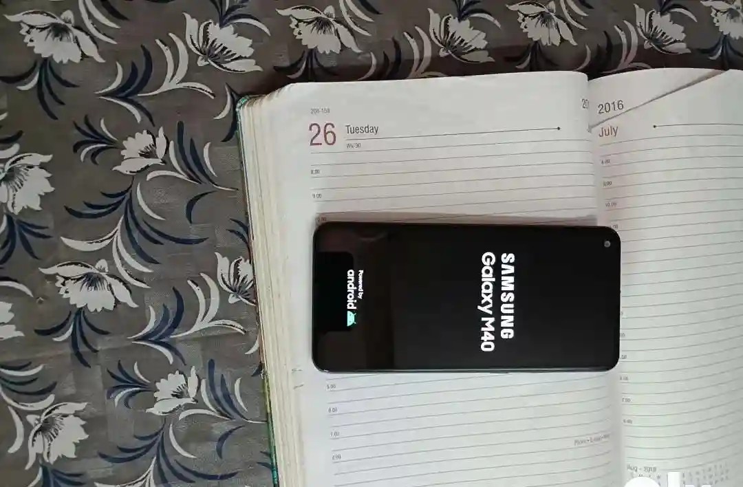 Samsung Galaxy M40
