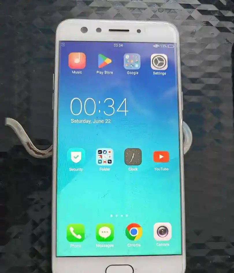 Oppo F3