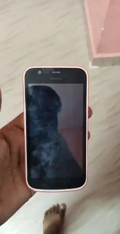 Nokia C1