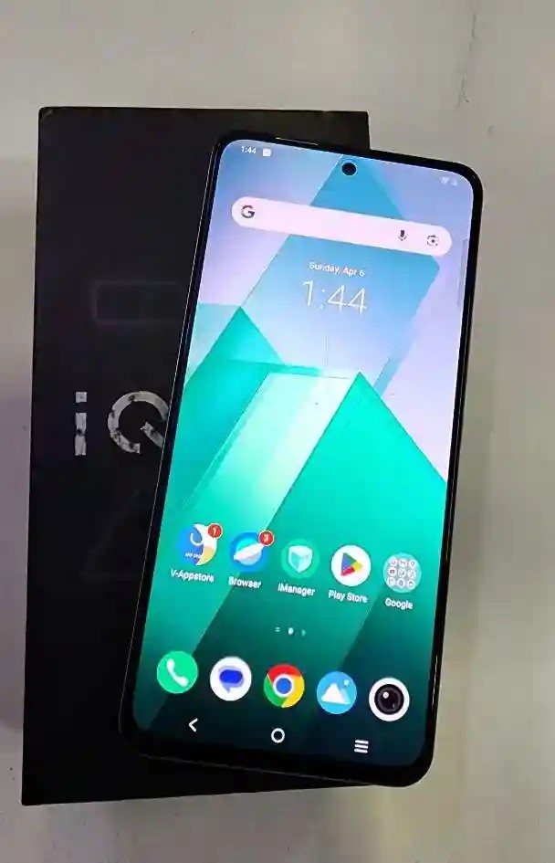 vivo iQOO Z9