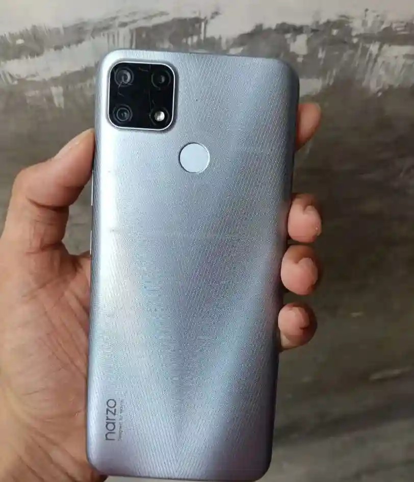 Realme Narzo 20