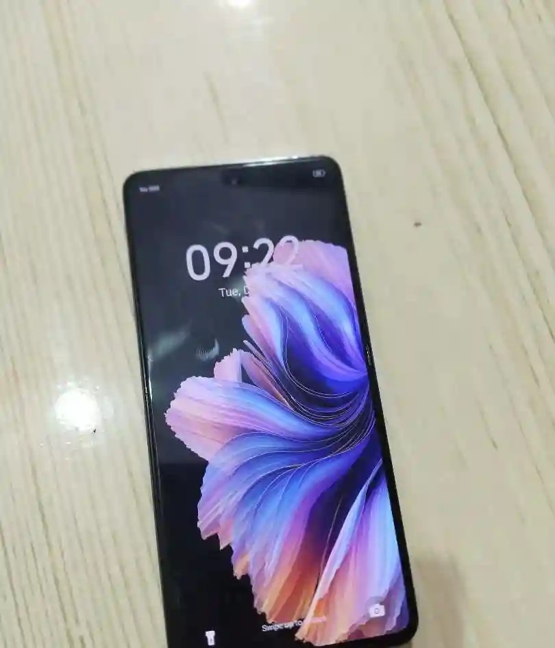 Tecno Camon 20