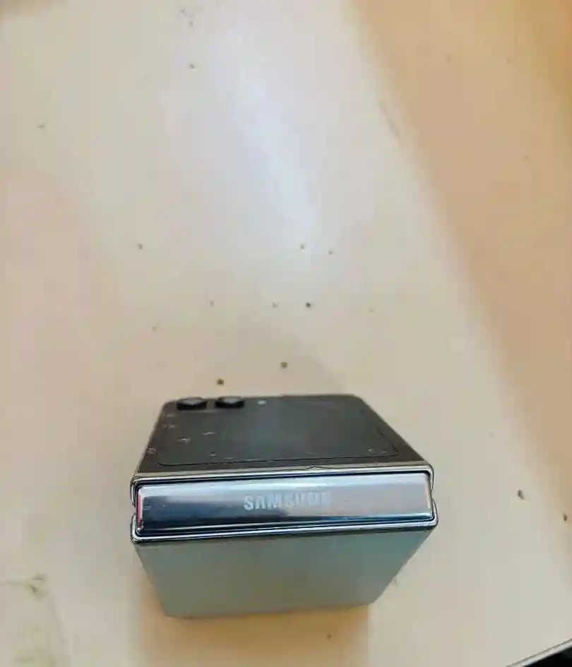 Samsung Galaxy Z Flip5