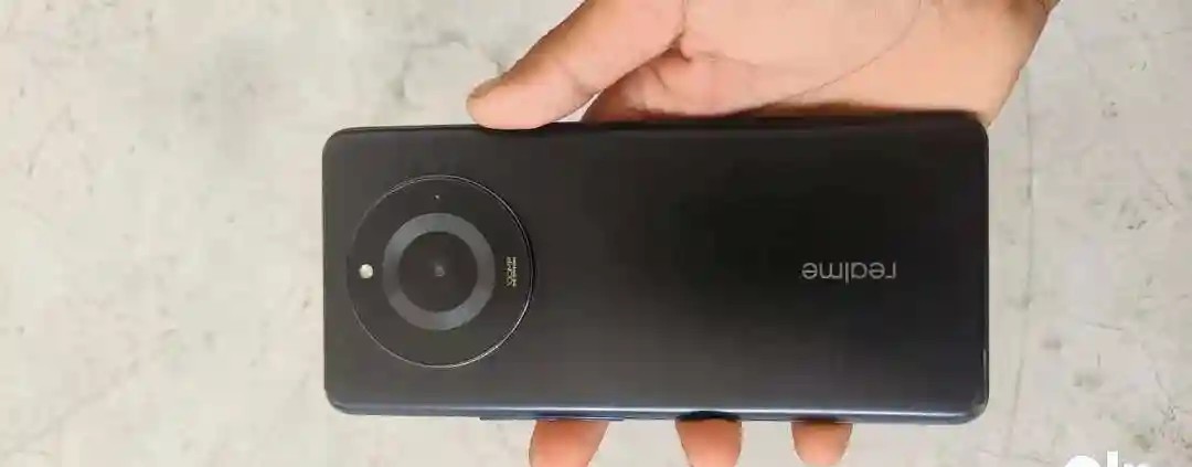 Realme 12