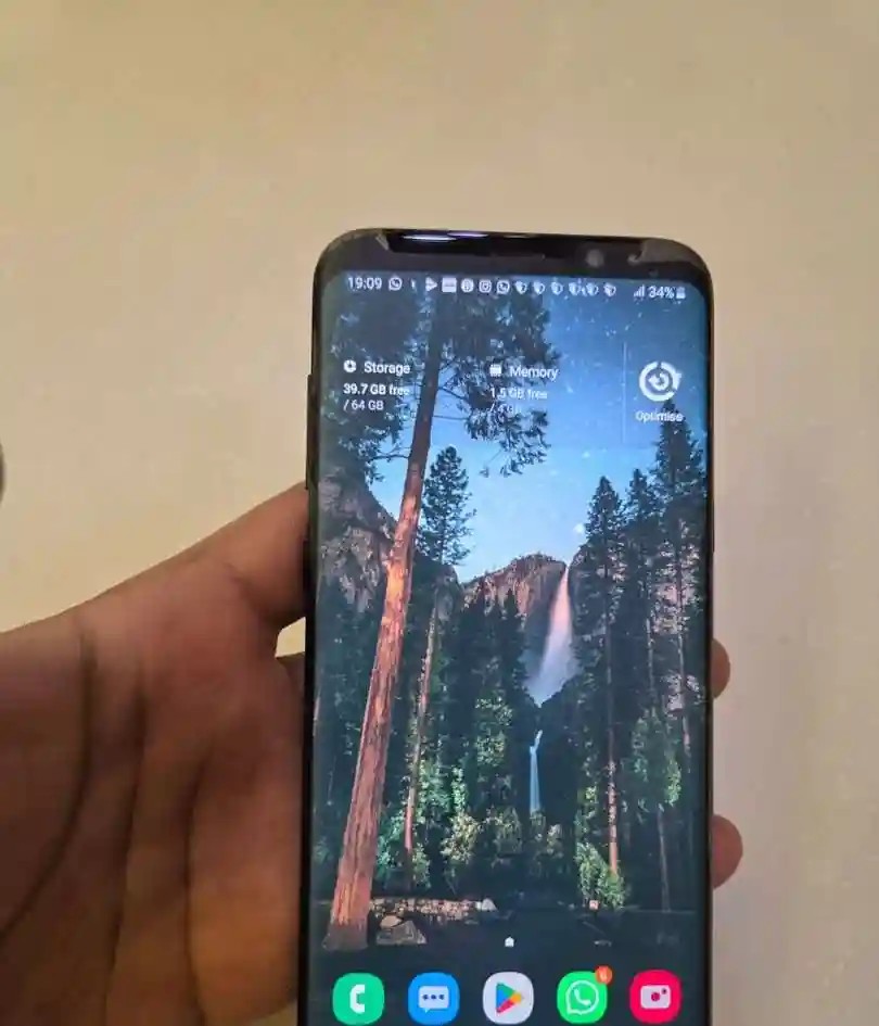 Samsung Galaxy S8+