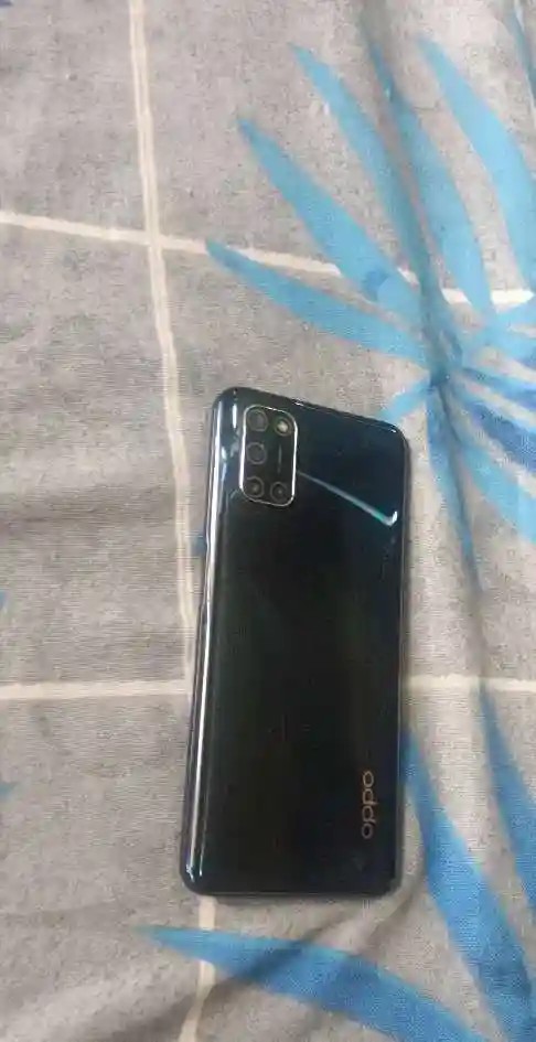 Oppo A52