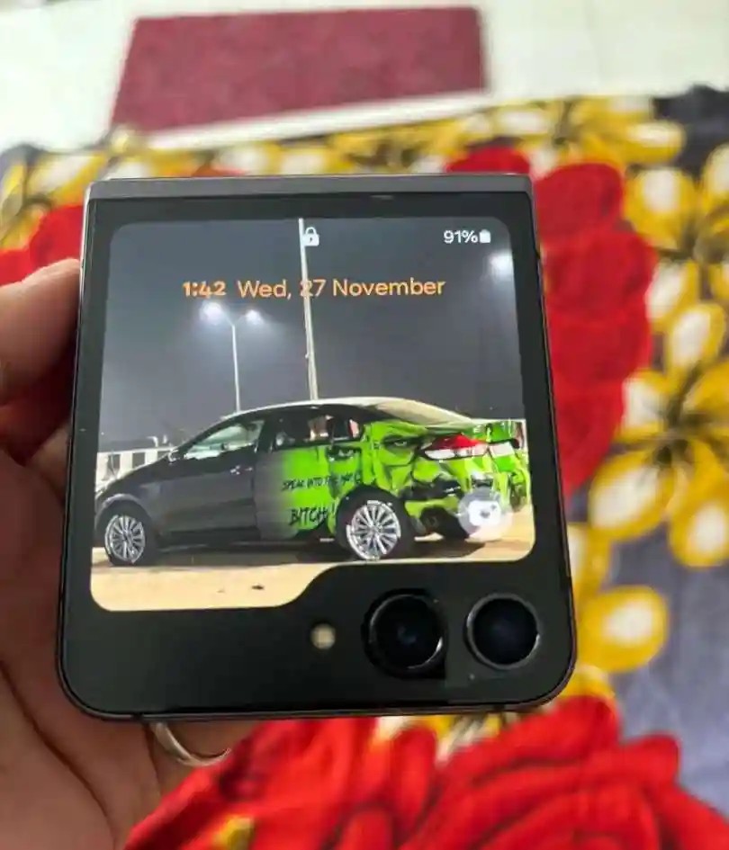 Samsung Galaxy Z Flip5