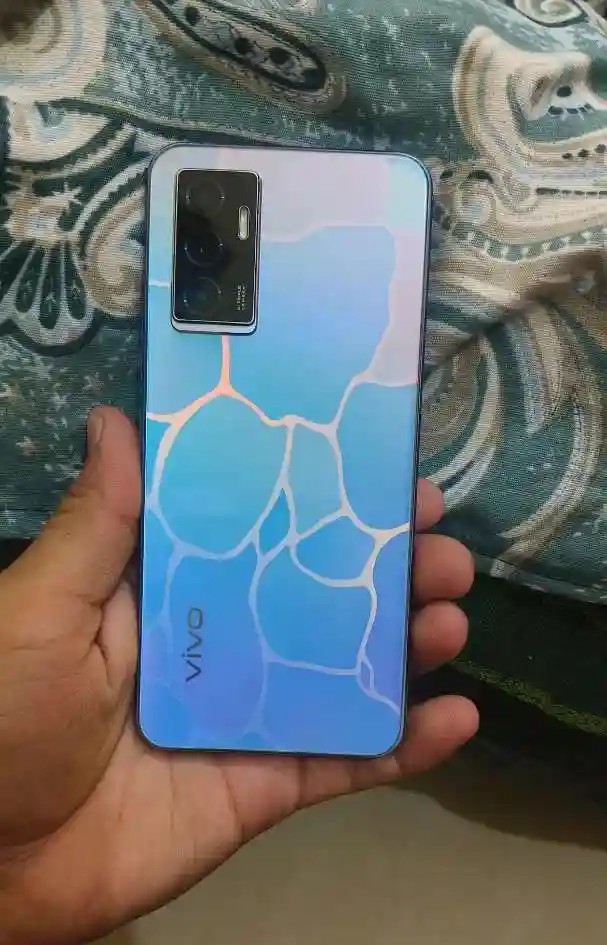 vivo Y75