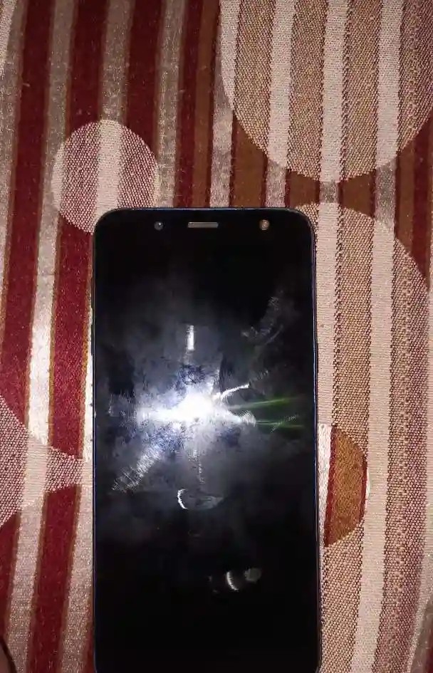 Samsung Galaxy J6