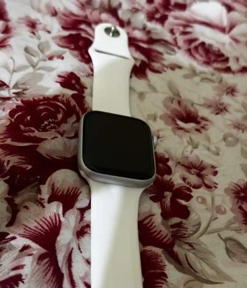 Apple iPhone SE