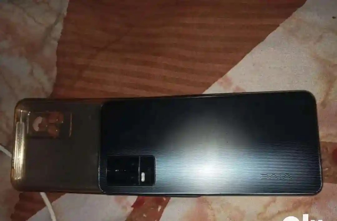 vivo Y73