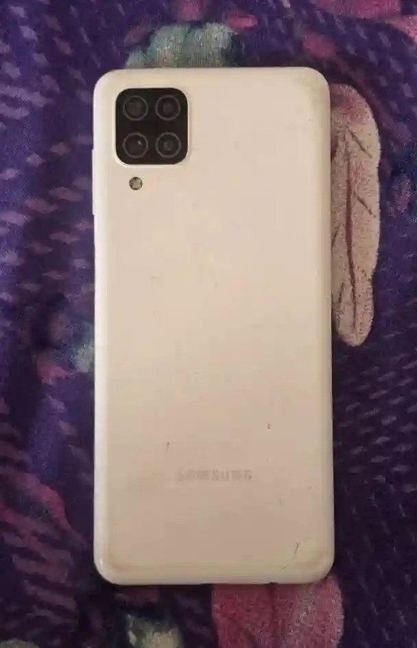 Samsung Galaxy M12