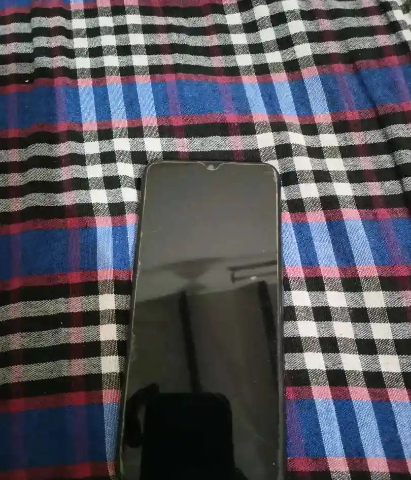 Infinix Hot 8