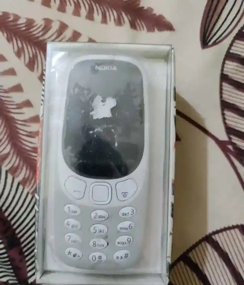 Nokia 8210 4G
