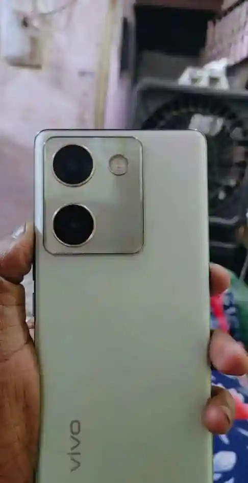 vivo Y300 Plus