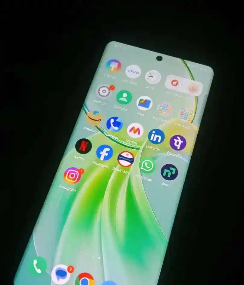 vivo Y300 Plus