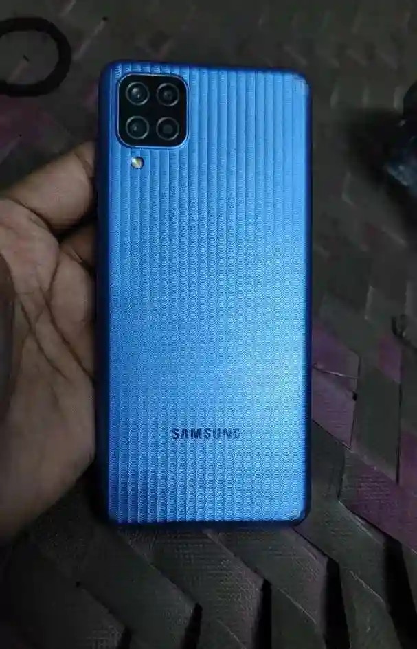Samsung Galaxy F12