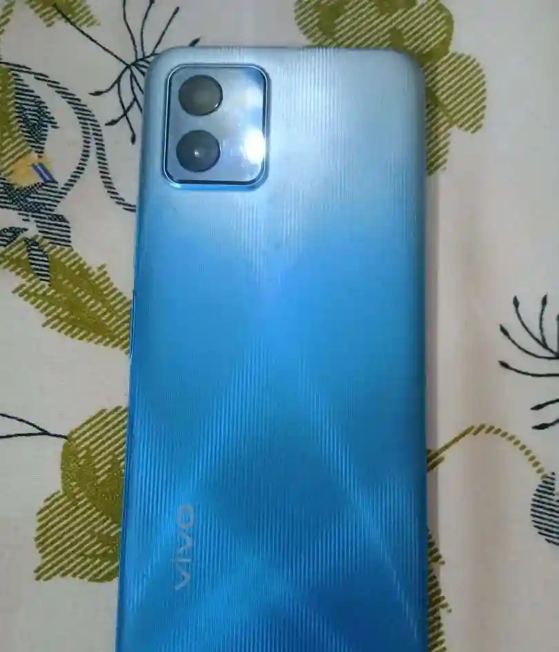 vivo Y15s