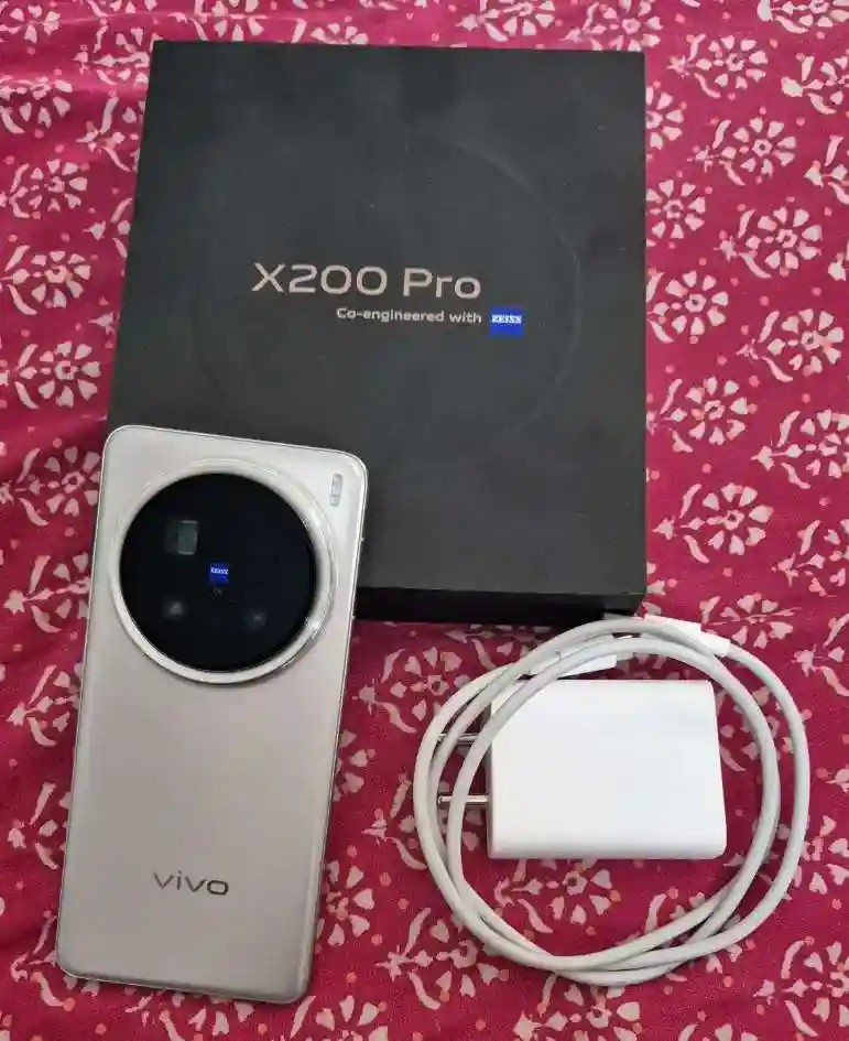 vivo X200 Pro