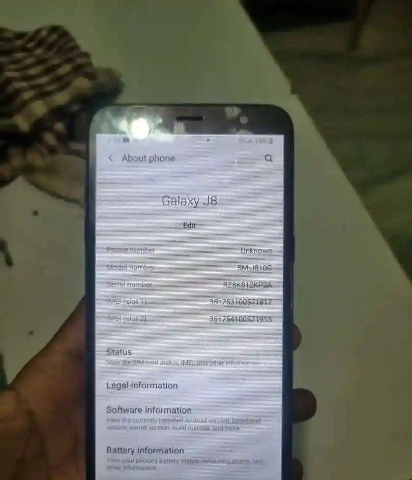 Samsung Galaxy J8