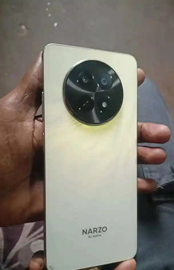 Realme C33